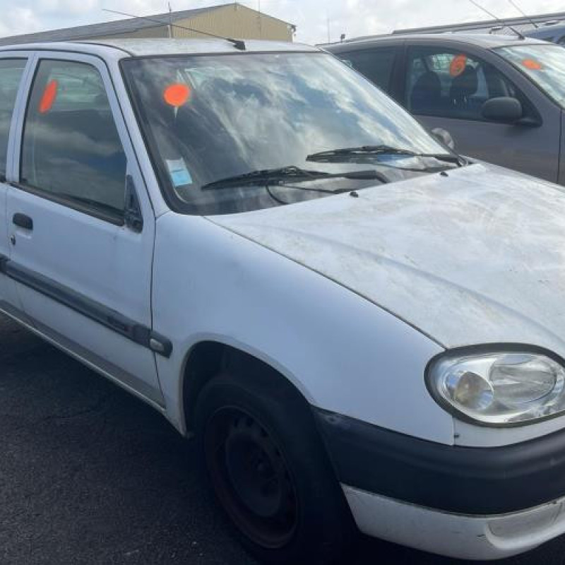 Porte avant droit CITROEN SAXO Photo n°17