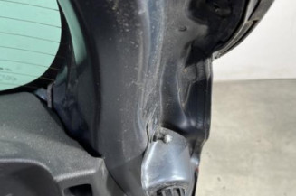 Malle/Hayon arriere RENAULT CLIO 4