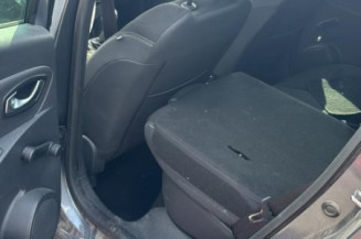 Vitre arriere droit RENAULT CLIO 4