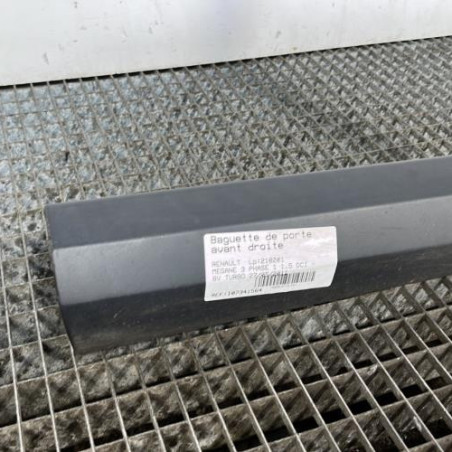 Baguette de porte avant droite RENAULT MEGANE 3