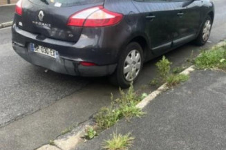 Baguette de porte avant droite RENAULT MEGANE 3
