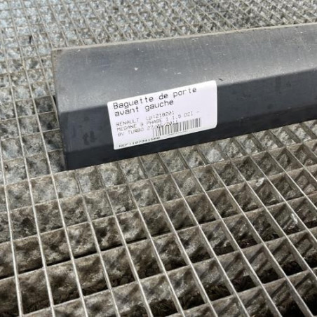 Baguette de porte avant gauche RENAULT MEGANE 3