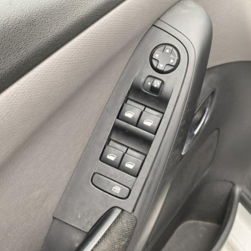 Renfort pare choc avant (traverse) CITROEN C4 PICASSO 2 Photo n°18