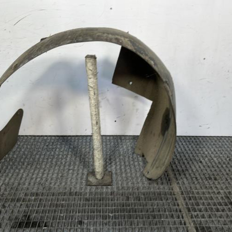 Pare boue avant droit PEUGEOT 607 Photo n°4