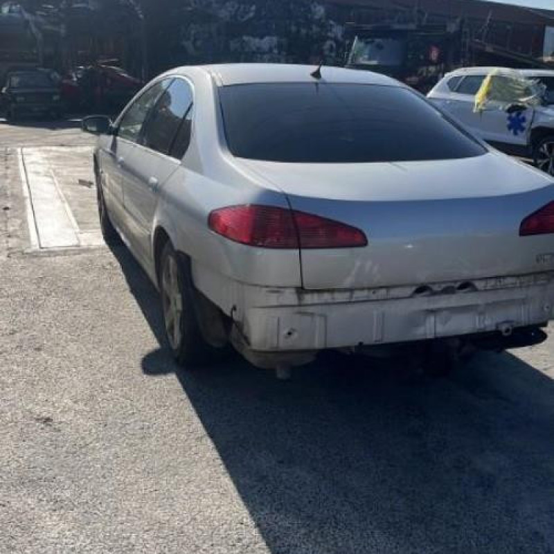Pare boue avant droit PEUGEOT 607 Photo n°10