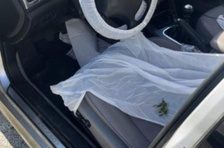 Pare boue avant droit PEUGEOT 607