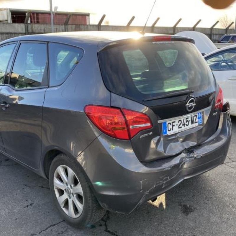 Renfort pare choc avant (traverse) OPEL MERIVA B Photo n°8
