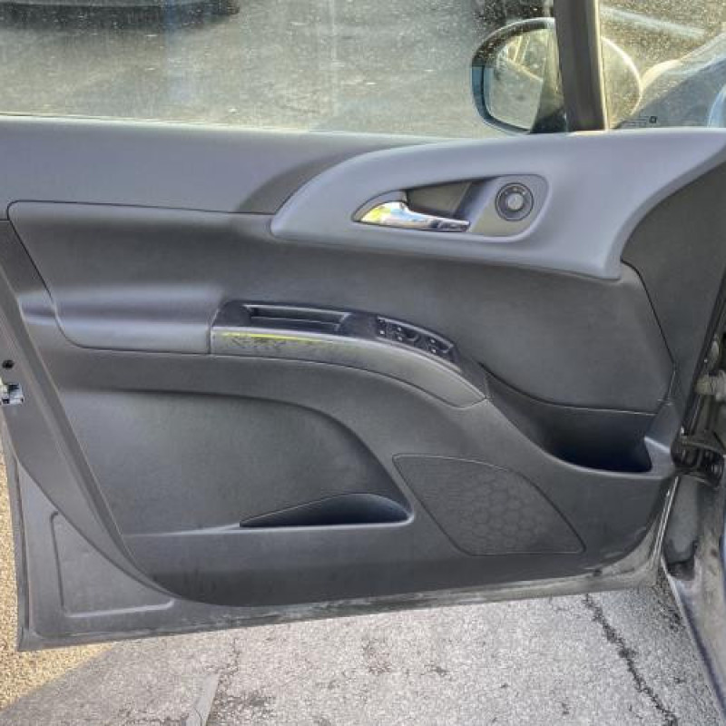 Renfort pare choc avant (traverse) OPEL MERIVA B Photo n°13