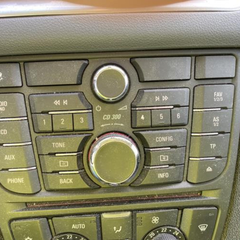 Renfort pare choc avant (traverse) OPEL MERIVA B Photo n°20