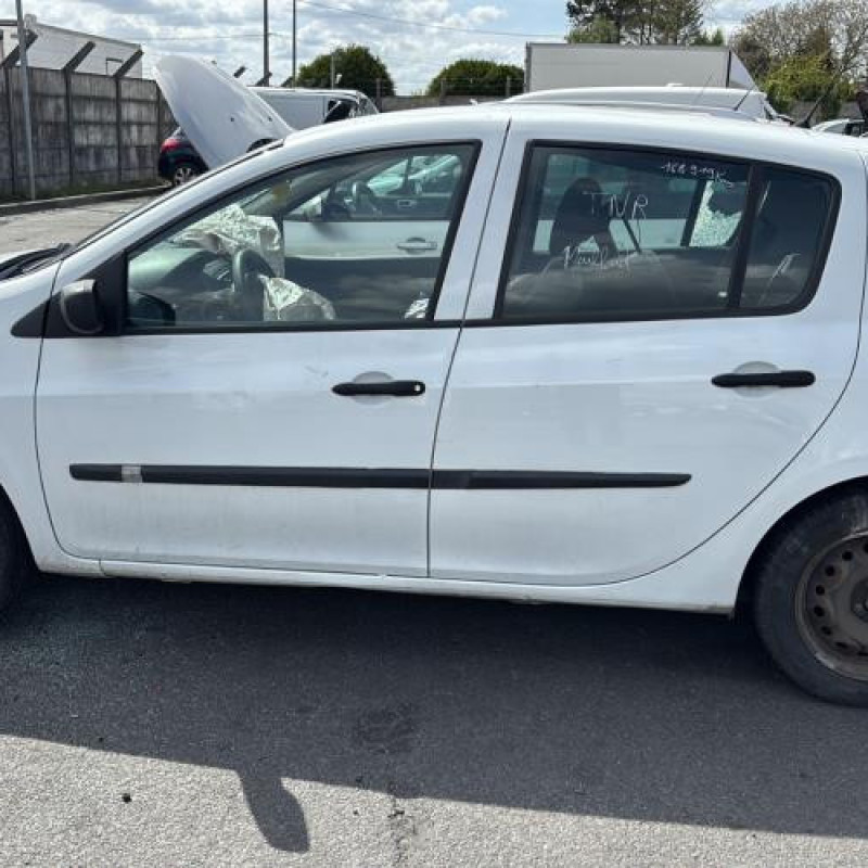 Boite de vitesses RENAULT CLIO 3 Photo n°10