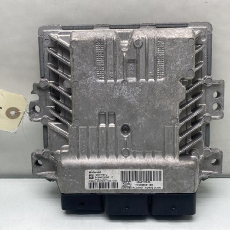 Calculateur moteur PEUGEOT 508 1 Photo n°1
