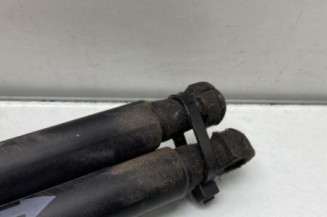 Verin de coffre TOYOTA YARIS 2
