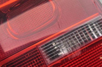 Feu arriere secondaire droit (feux) VOLKSWAGEN TOURAN 2