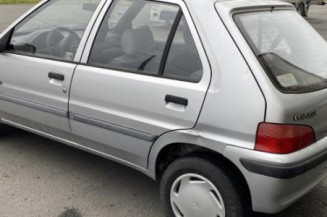 Aile avant droit PEUGEOT 106