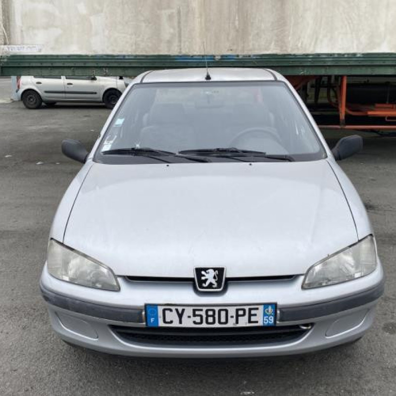 Aile avant droit PEUGEOT 106 Photo n°10