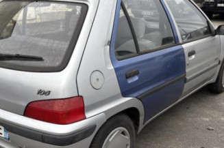 Aile avant droit PEUGEOT 106
