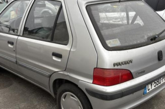 Aile avant droit PEUGEOT 106
