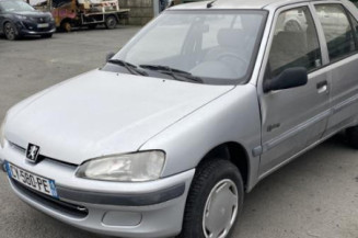 Aile avant gauche PEUGEOT 106