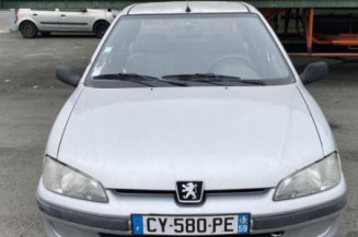 Aile avant gauche PEUGEOT 106