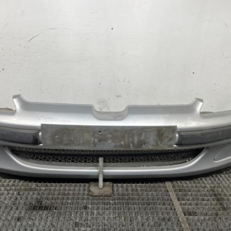 Pare choc avant PEUGEOT 106 Photo n°1