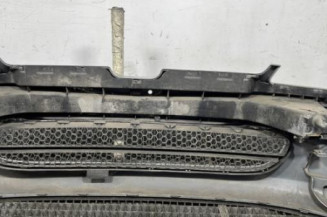 Pare choc avant PEUGEOT 106