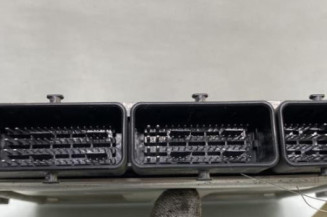 Calculateur moteur RENAULT CLIO 4