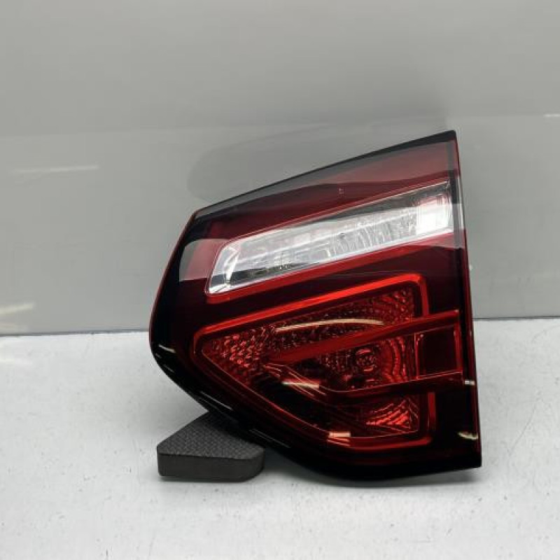 Feu arriere secondaire droit (feux) CITROEN C4 PICASSO 1 Photo n°1