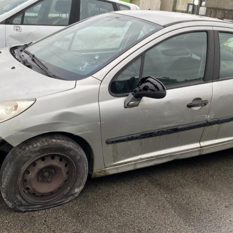 Feu arriere principal droit (feux) PEUGEOT 207 Photo n°6