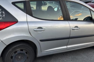 Pare choc arriere PEUGEOT 207