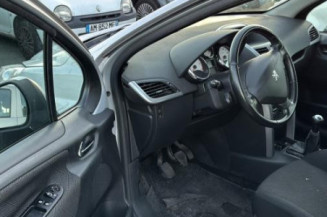 Pare choc arriere PEUGEOT 207