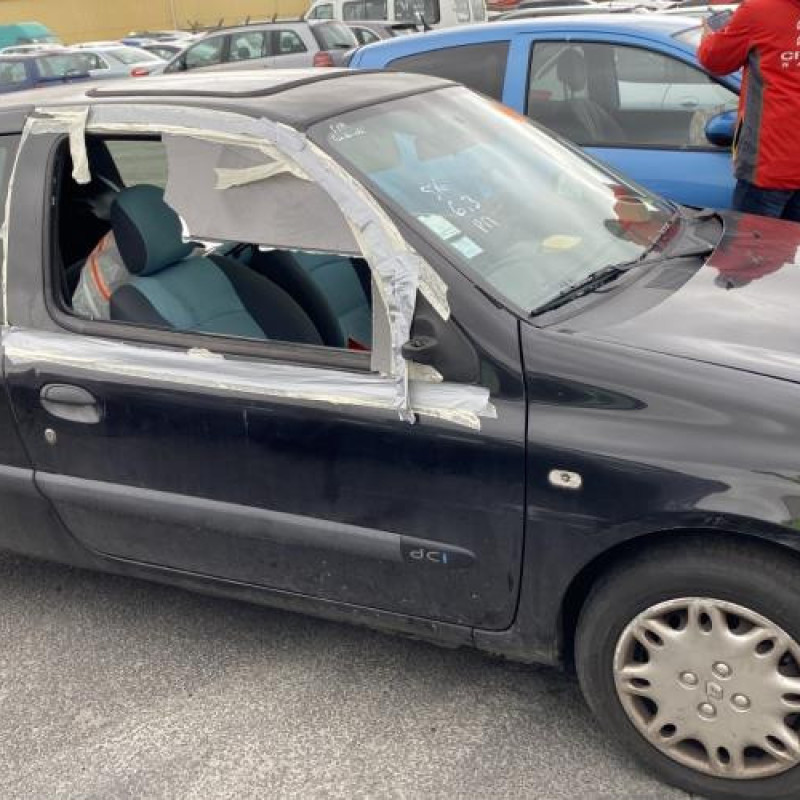 Aile avant droit RENAULT CLIO 2 Photo n°11