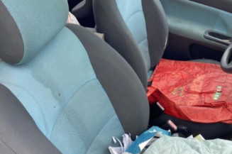 Aile avant droit RENAULT CLIO 2