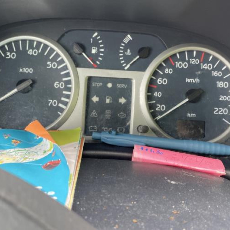 Aile avant droit RENAULT CLIO 2 Photo n°19