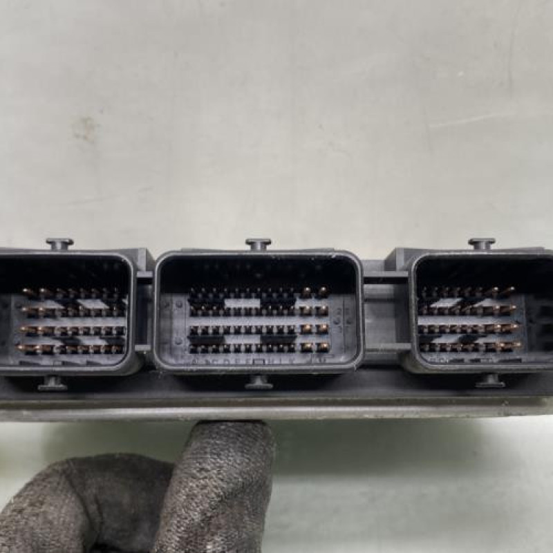Calculateur moteur CITROEN C5 2 Photo n°3