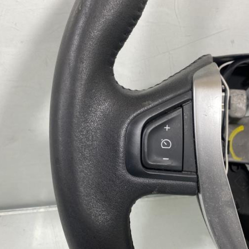 Volant RENAULT LAGUNA 3 Photo n°5
