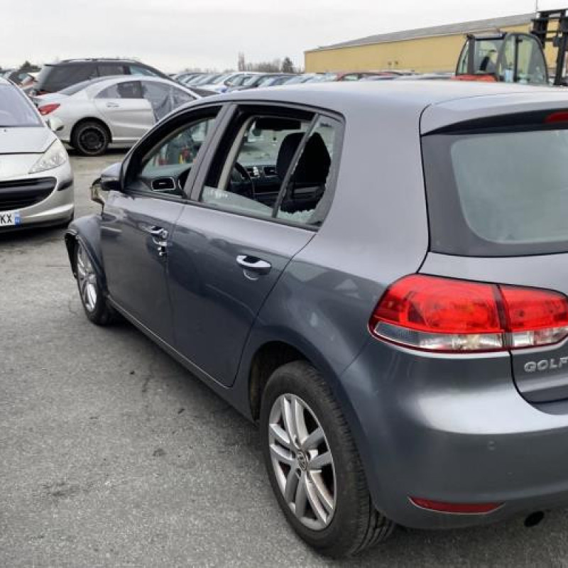 Calculateur moteur VOLKSWAGEN GOLF 6 Photo n°8