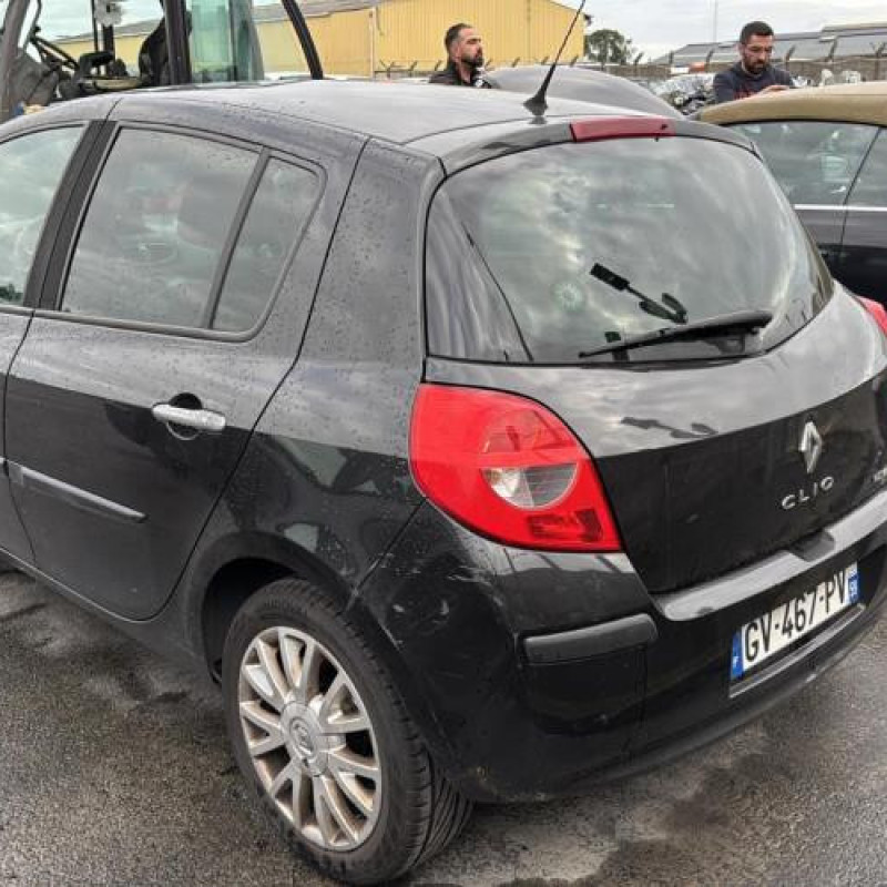 Moteur RENAULT CLIO 3 Photo n°8