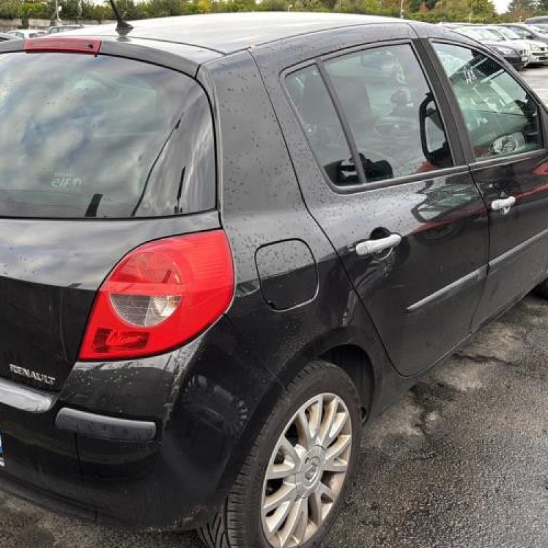 Moteur RENAULT CLIO 3 Photo n°19