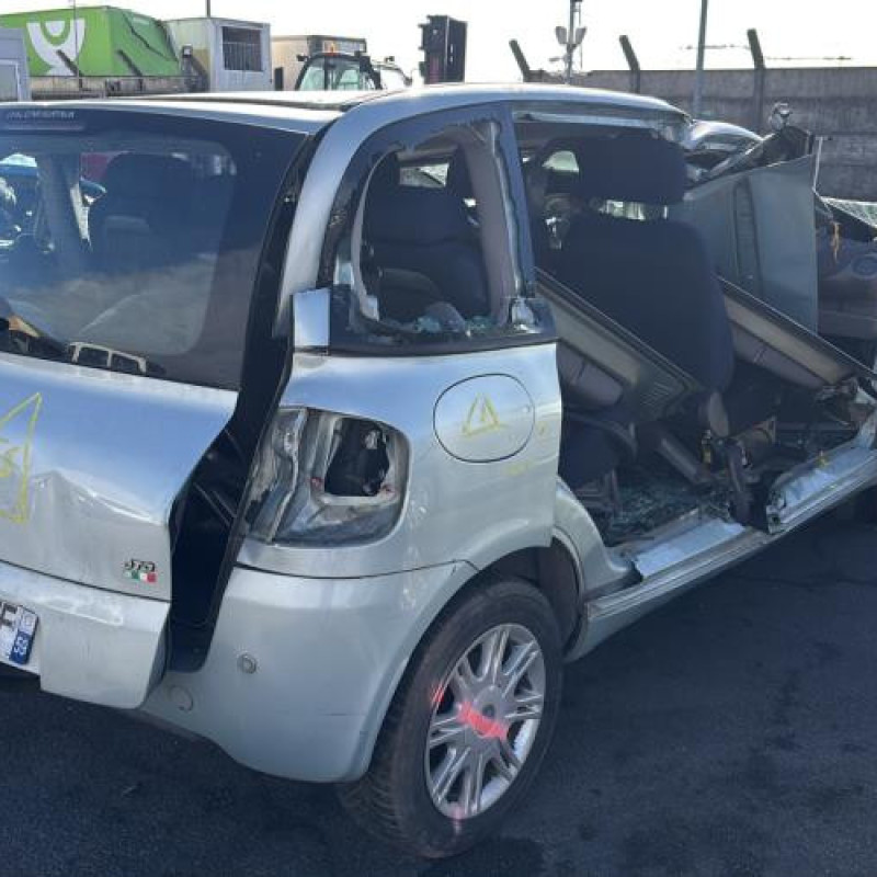 Bouton de coffre FIAT MULTIPLA Photo n°6