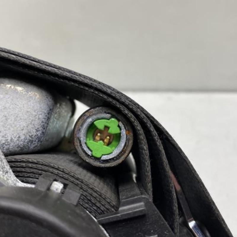 Pretensionneur de ceinture avant droit FORD MONDEO 3 Photo n°4