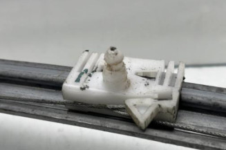 Leve vitre electrique avant droit PEUGEOT EXPERT 1