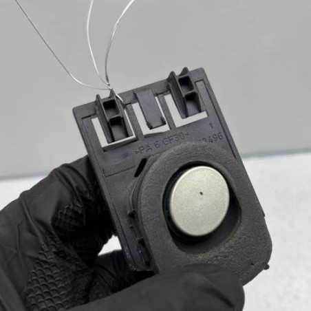 Bouton de coffre PEUGEOT 407