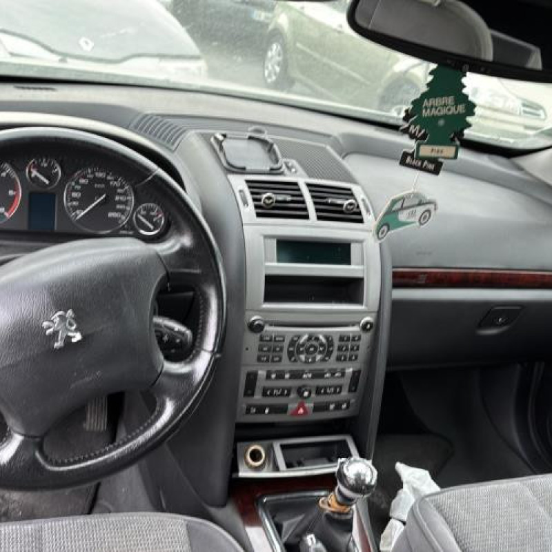 Bouton de coffre PEUGEOT 407 Photo n°18