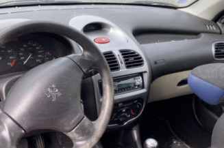 PEUGEOT 206 PHASE 2 1.1i - 8V