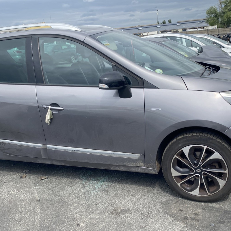 RENAULT GRAND SCENIC 3 PHASE 3 1.6 DCI - 16V TURBO Photo n°18