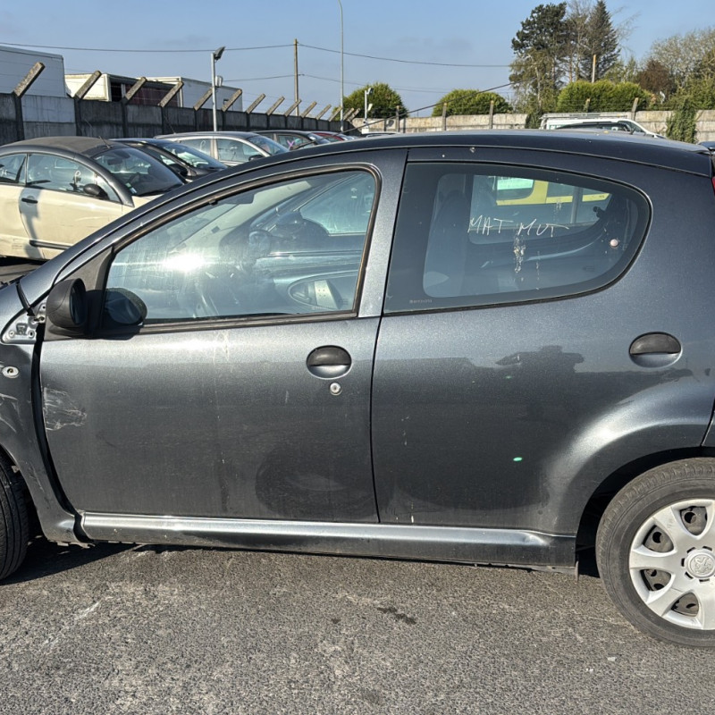 PEUGEOT 107 PHASE 2 1.0i - 12V Photo n°7