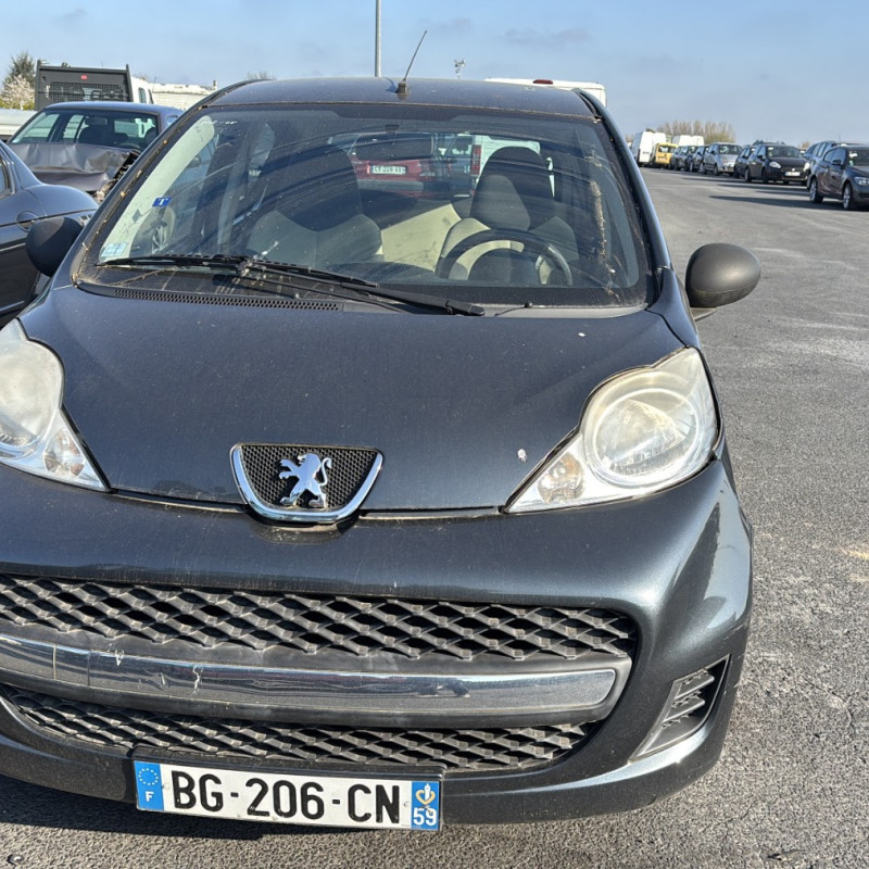 PEUGEOT 107 PHASE 2 1.0i - 12V Photo n°8