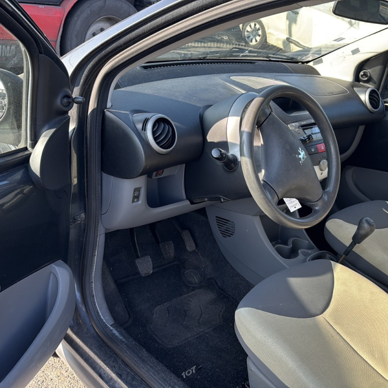 PEUGEOT 107 PHASE 2 1.0i - 12V Photo n°9