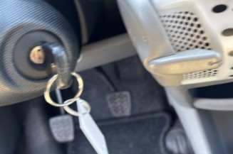 PEUGEOT 107 PHASE 2 1.0i - 12V