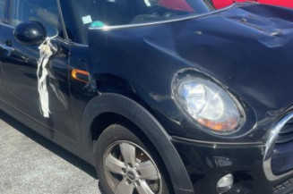 Pare boue arriere droit MINI MINI 3 F55
